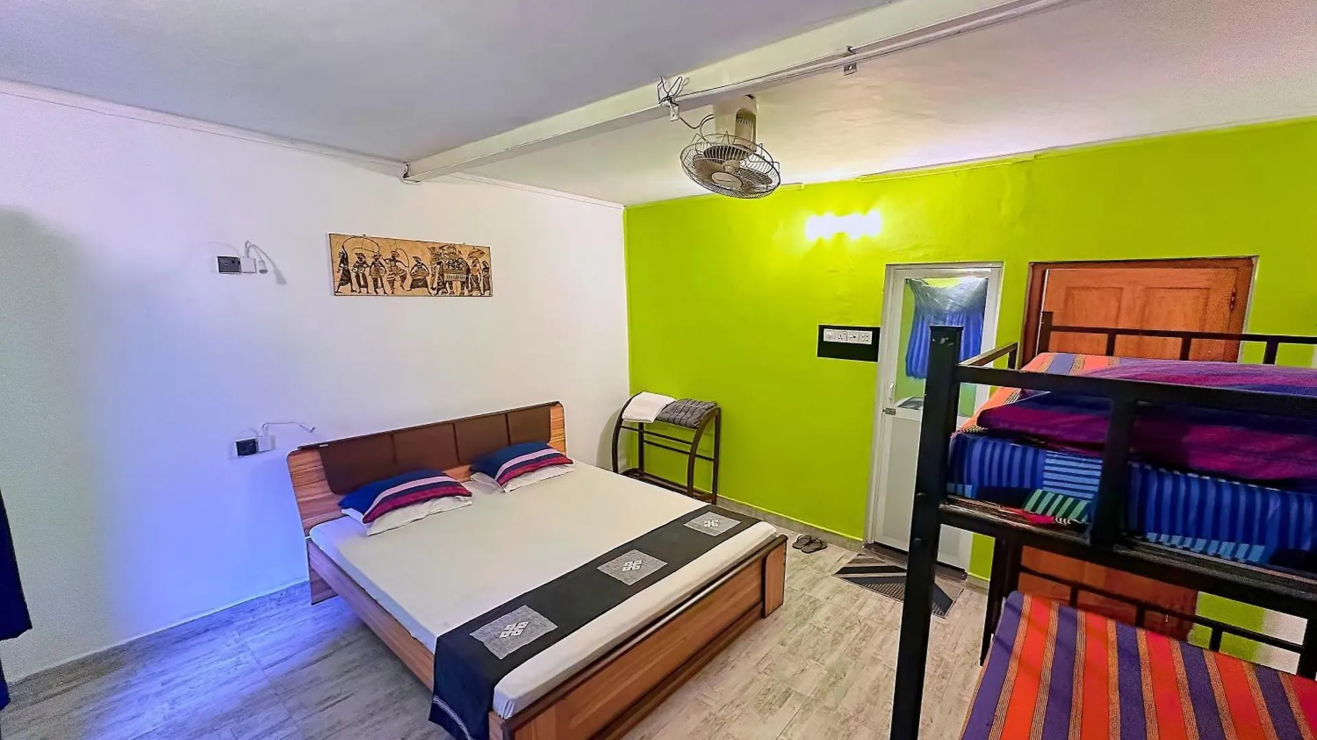 Гостевой дом Place 236 Канди